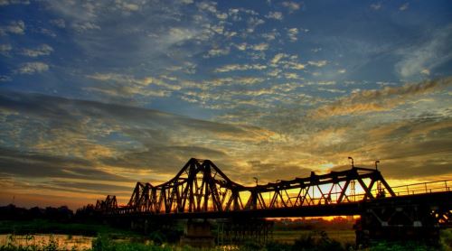 Le pont du Long Bien